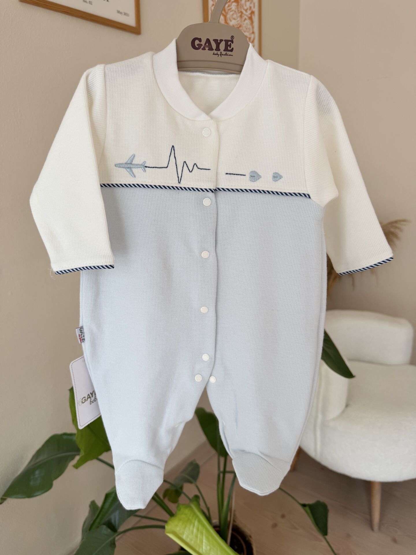 Bebe mavi uçaklı kışlık tulum