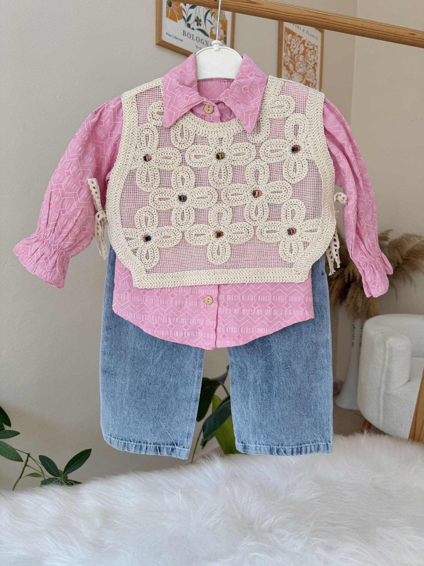 Pembe tasarım süveterli 3’lü takım