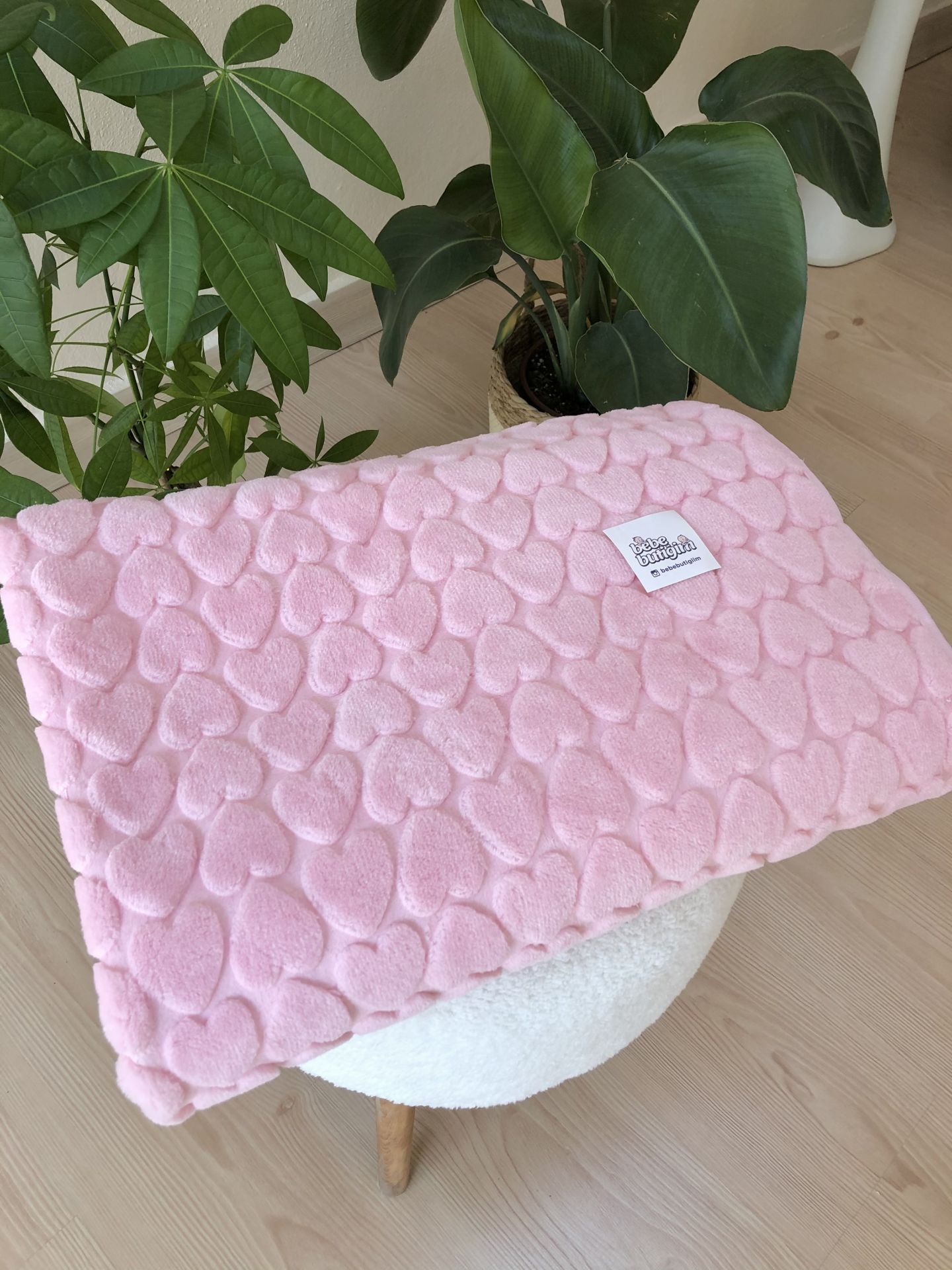 Pembe kalpli golden battaniye