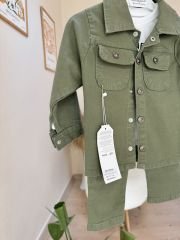 Yeşil ceketli 3’lü takım