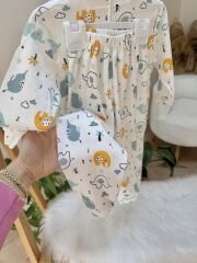 Renkli filler pijama takımı