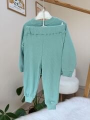 Yeşil şapkalı 3’lü takım