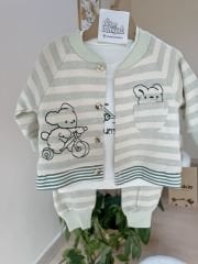 Yeşil çizgili 3’lü hırkalı takım