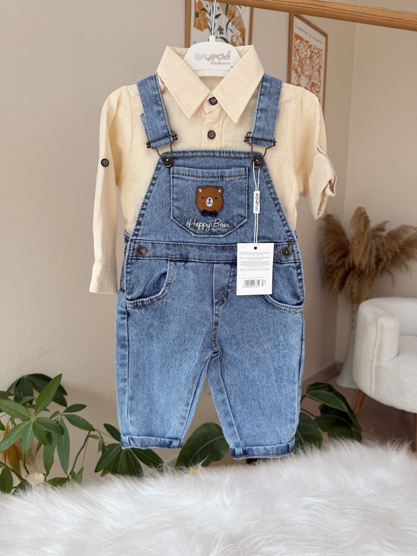 Bej gömlekli kot slopet