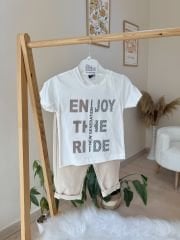 Yeşil gömlekli 3’lü takım