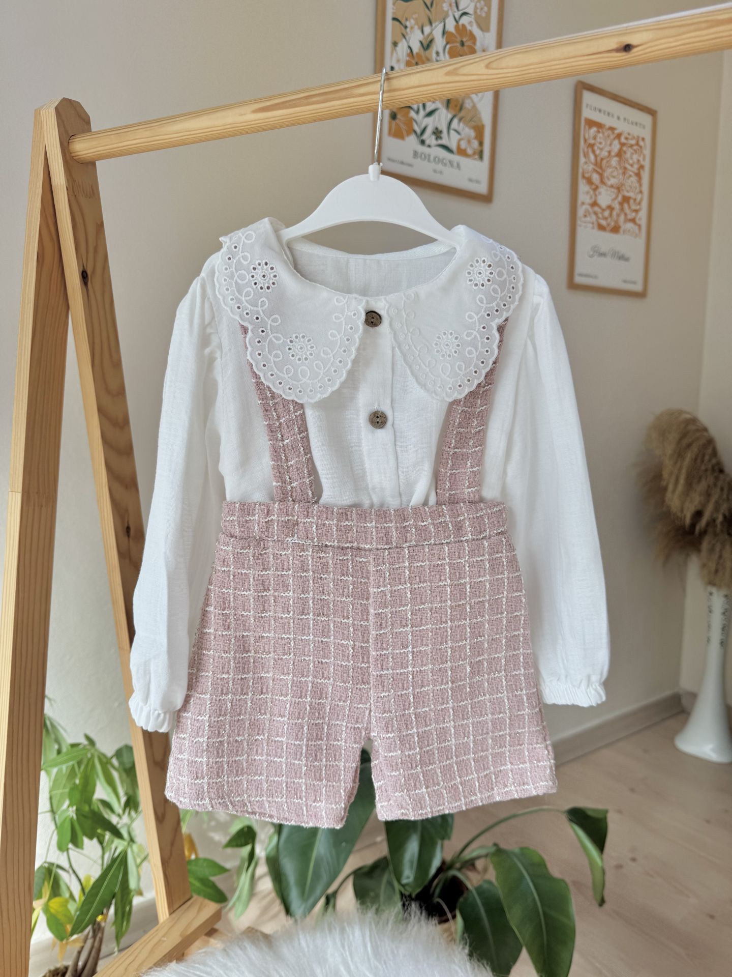 Pembe yaka detay gömlekli slopet