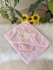 Pembe salyangoz havlu