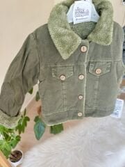 Yeşil içi kürklü ceket