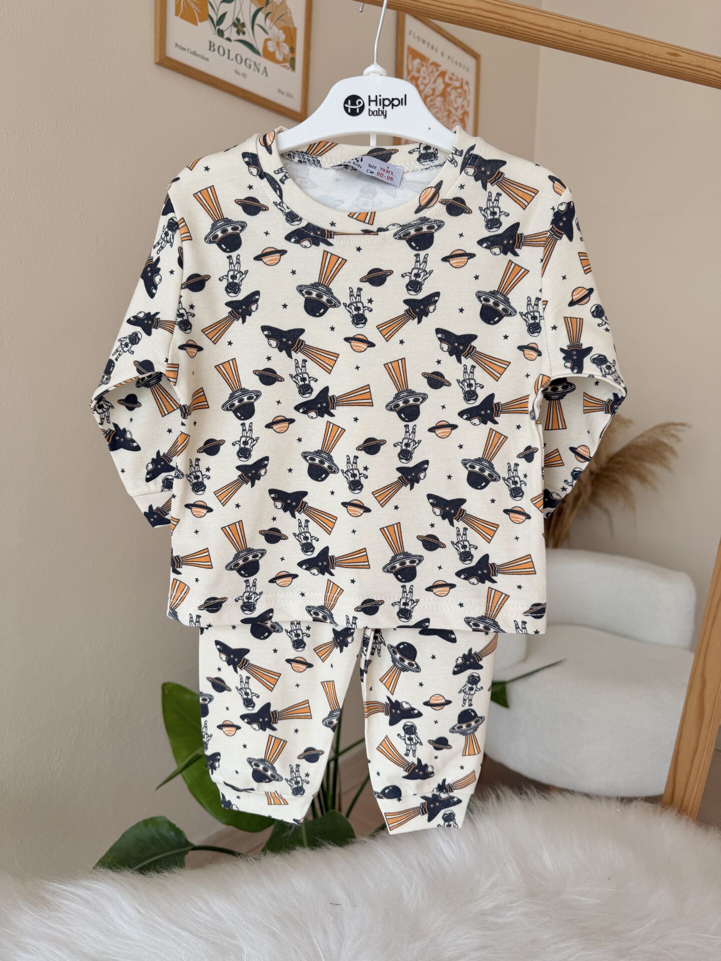 Lüx kalite uzay detaylı pijama takımı