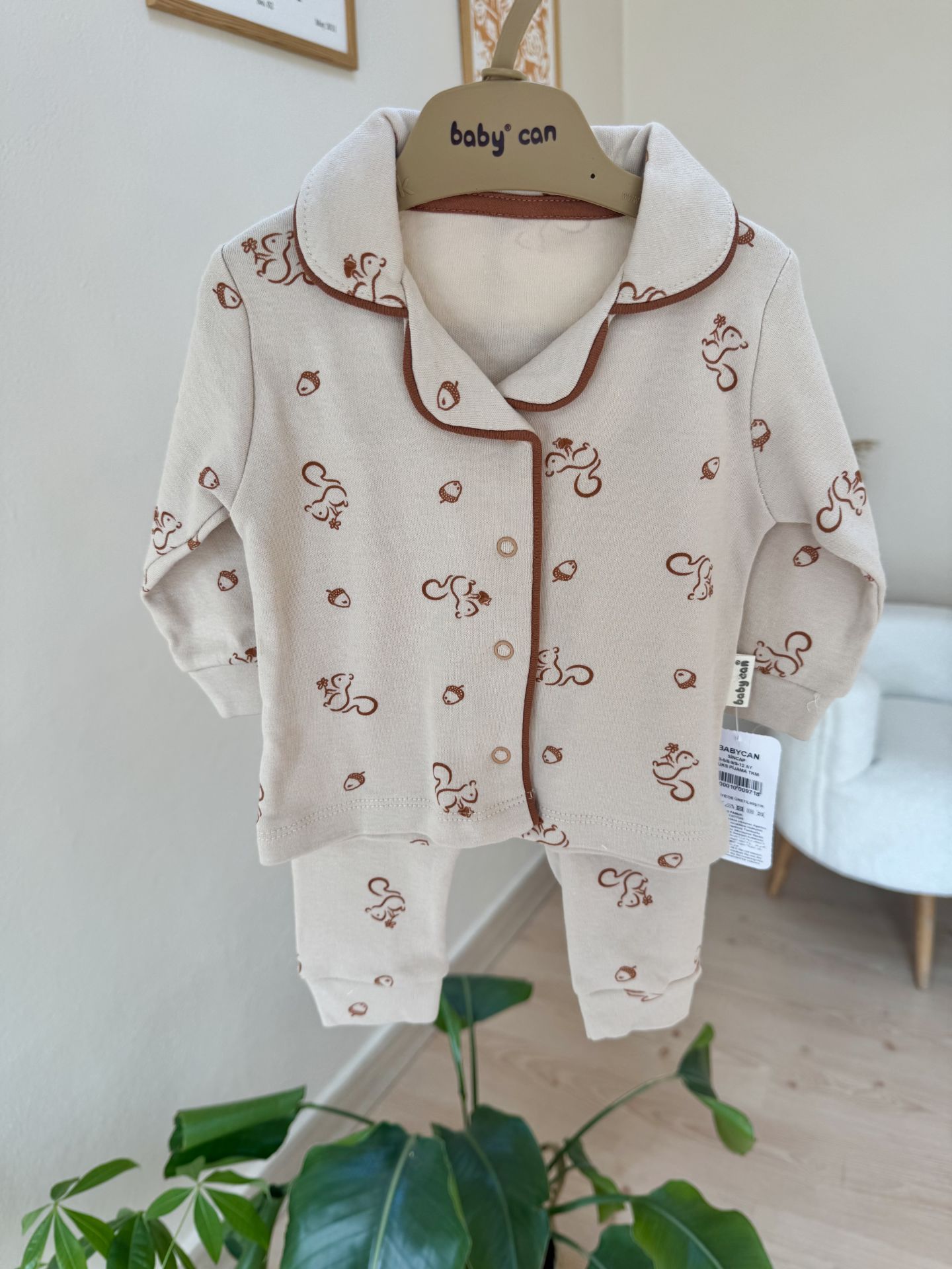Lüx kalite yaka detaylı sincaplı pijama