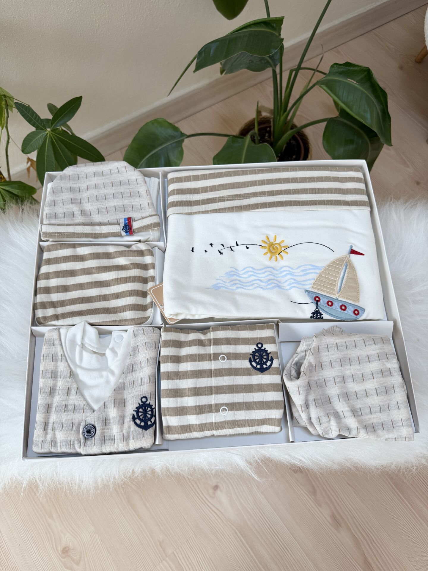 Denizci model tulumlu 10 parça hastane çıkış set