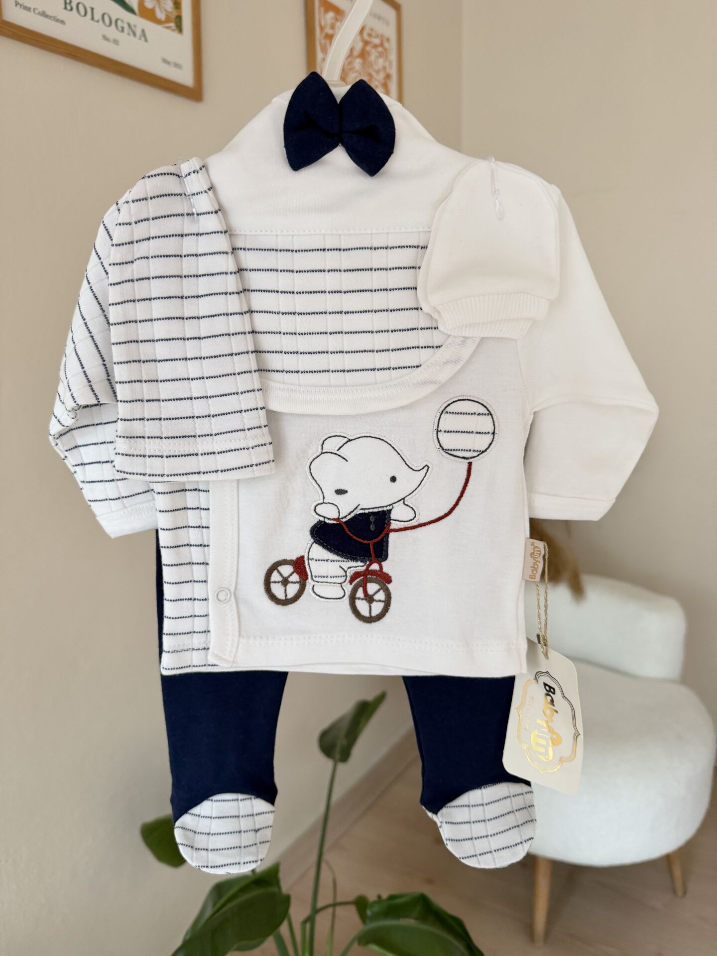 Lacivert papyonlu fil 5’li set