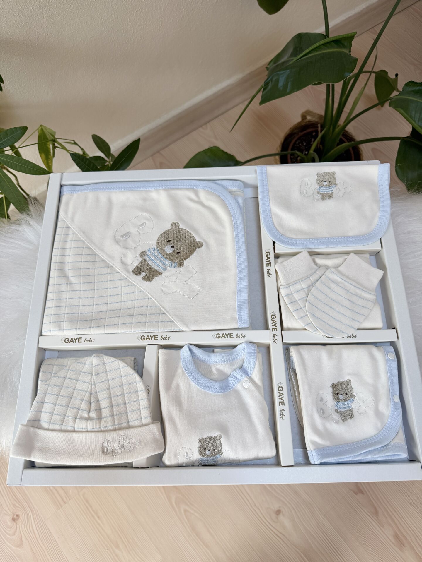 Mavi ayıcıklı 10 parça hastane çıkış set