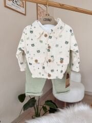 Yeşil ayıcıklı müslin hırkalı takım