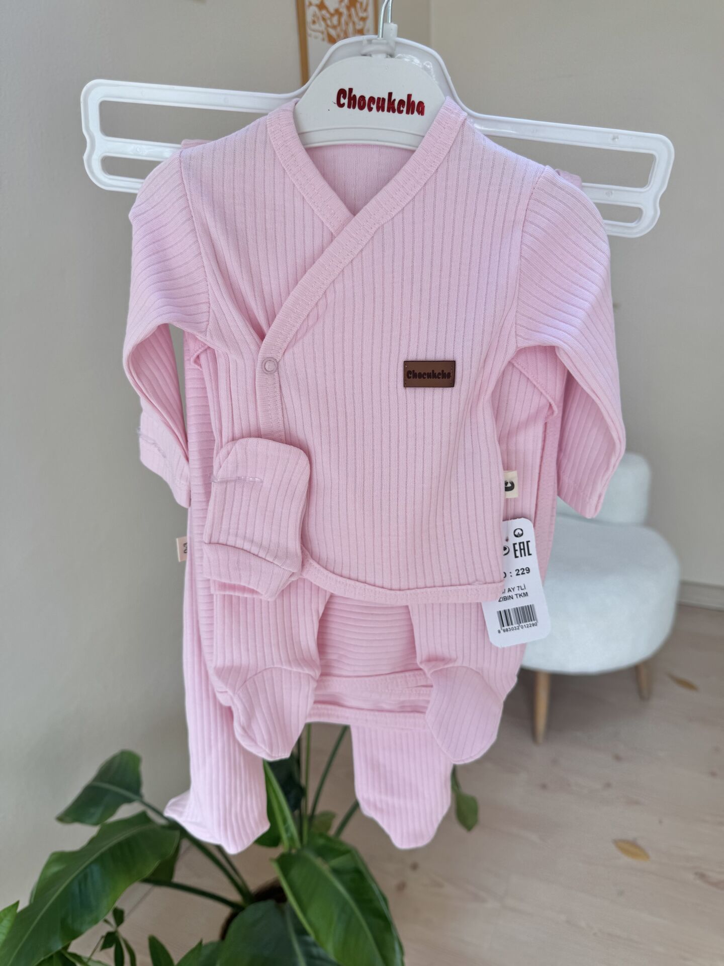 Pembe 7 parça battaniyeli tulumlu set