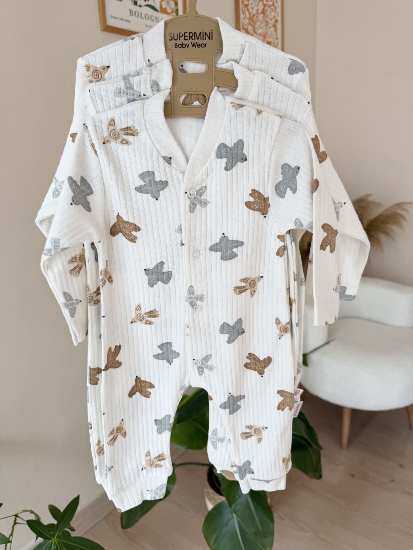 Renkli kuşlar tulum