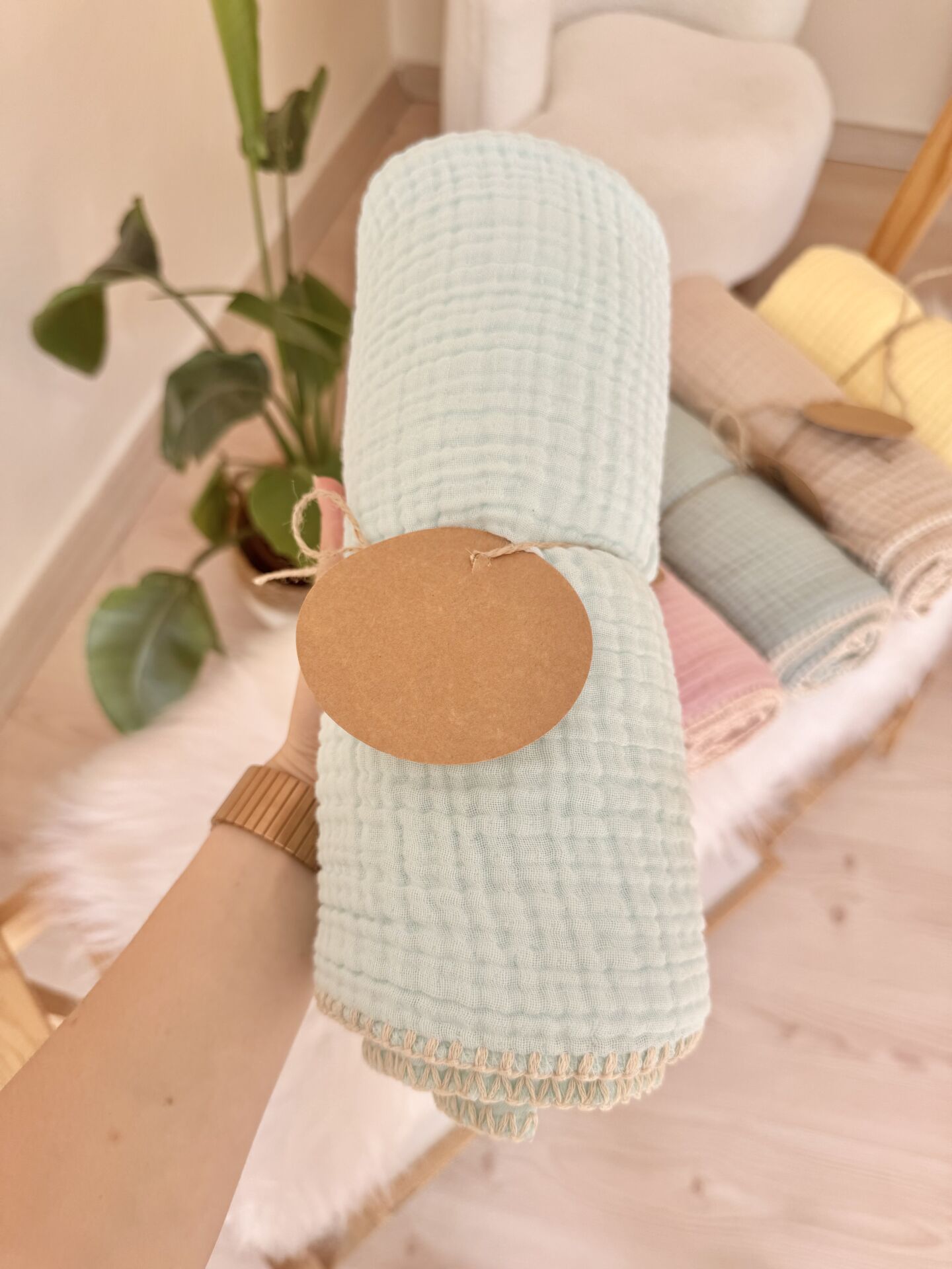 PREMİUM bebe mavisi 4 katlı battaniye