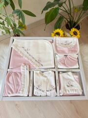 Pembe fisto kuşlu 10 parça hastane çıkış set