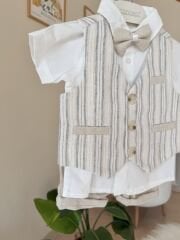 Gri çizgili yelek papyonlu takım