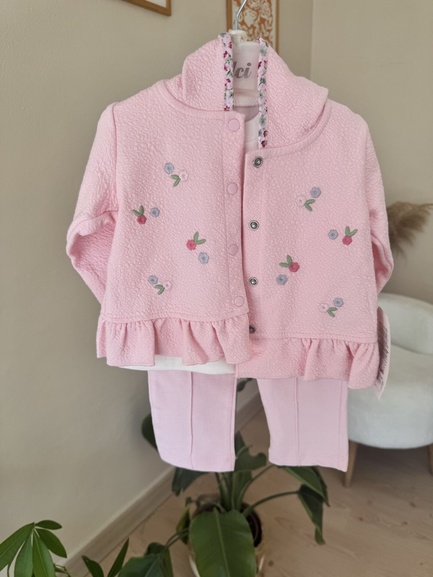 Pembe çiçek hırkalı 3’lü takım