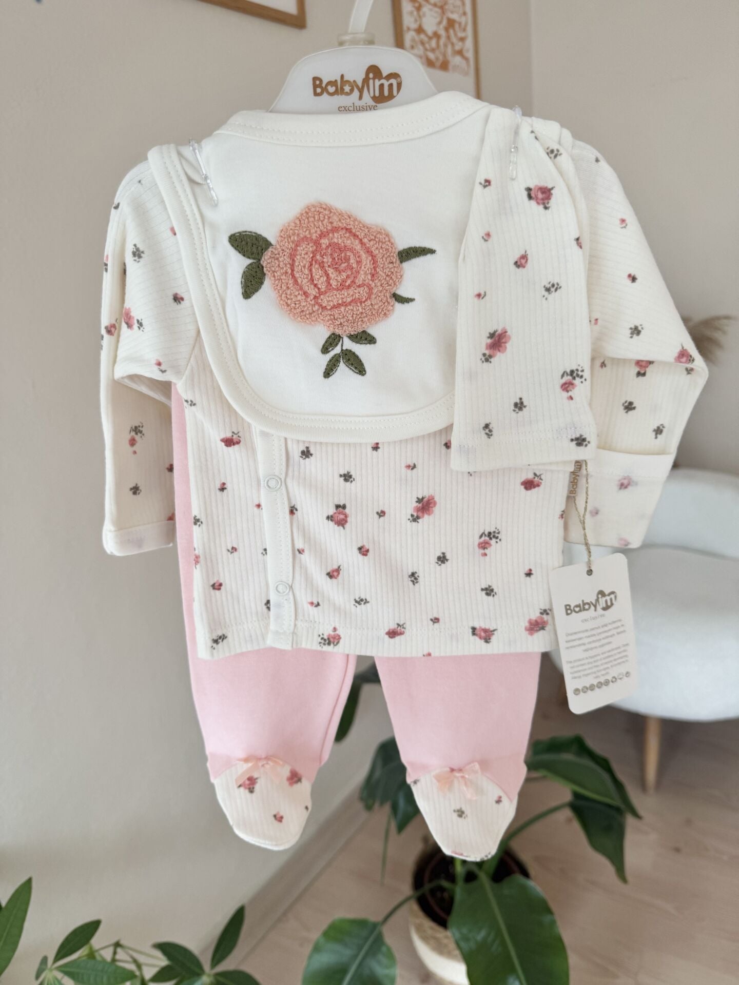 Pudra çiçek nakışlı 5'li set