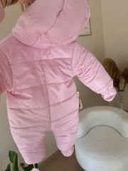 Pembe sevimli desen kozmonot