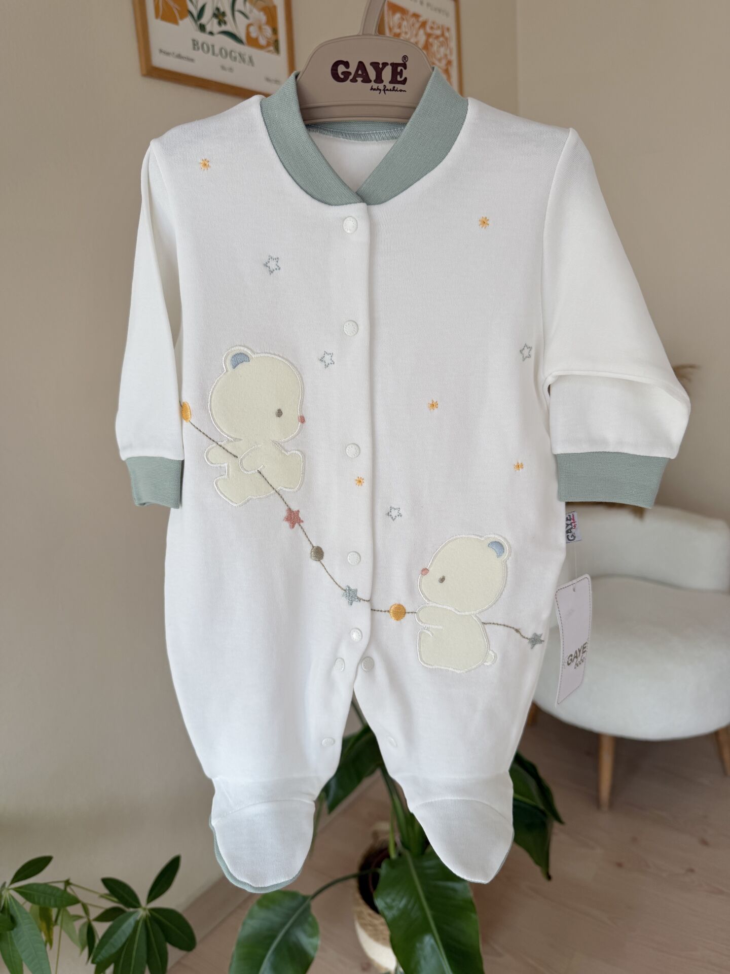 Yeşilli sevimli ayıcık tulum