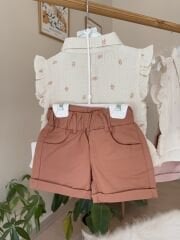 Tarçın fırfırlı müslin gömlekli şortlu takım