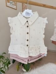 Pembe fırfırlı müslin gömlekli şortlu takım