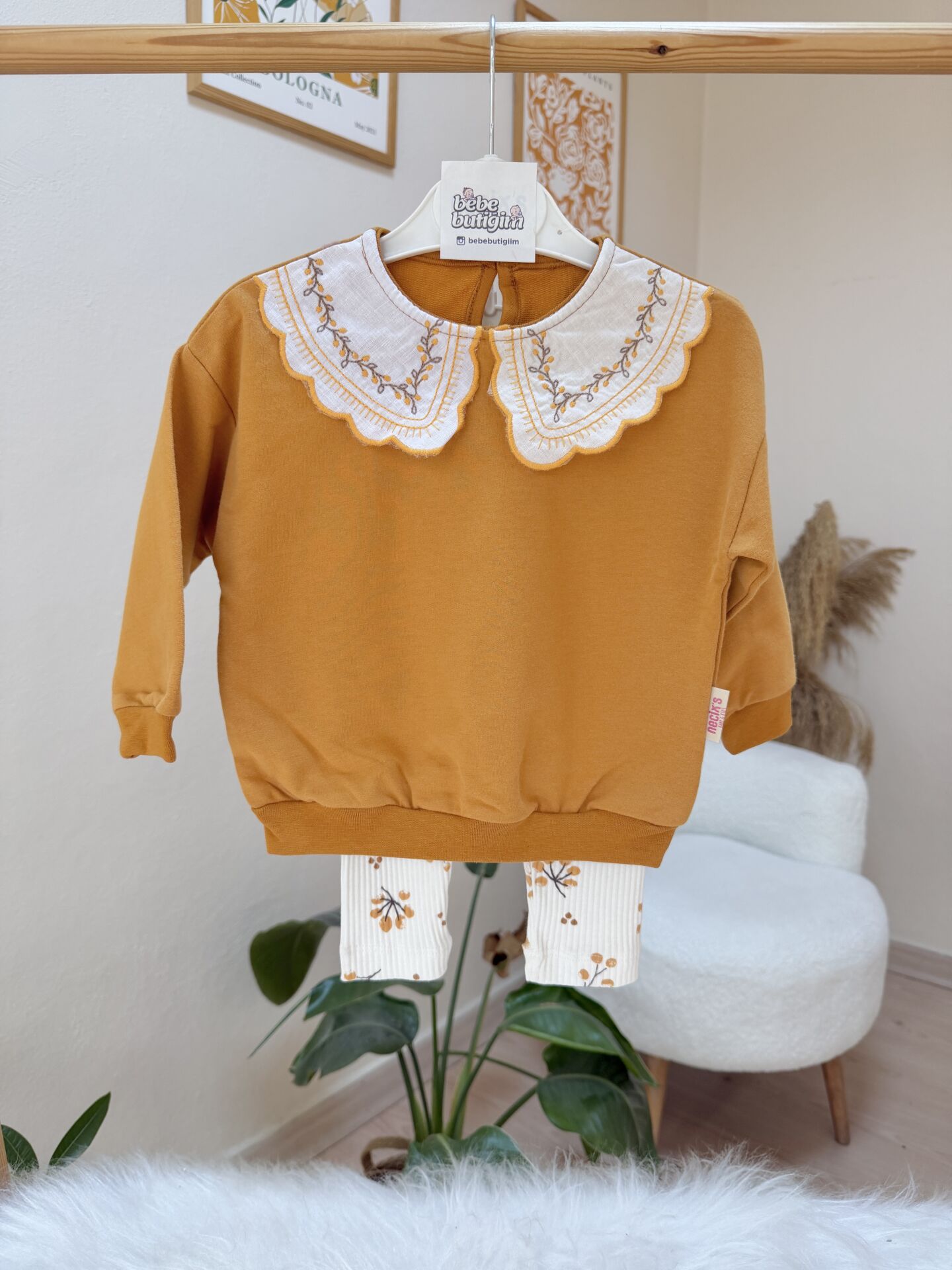 Hardal renk yaka detaylı 2’li takım