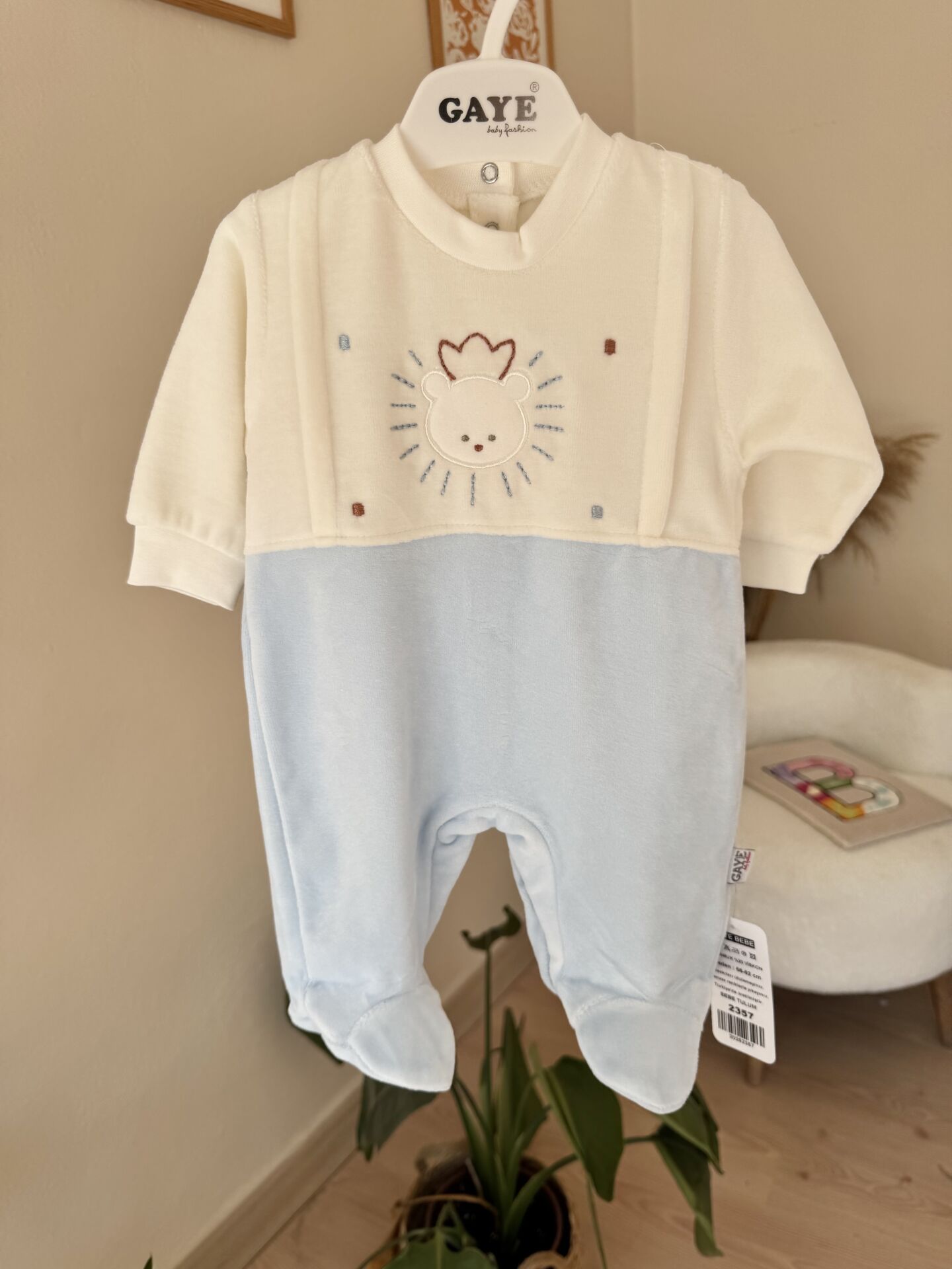 Bebe mavisi ayıcık kadife tulum