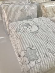 Gri Bebek yorganı