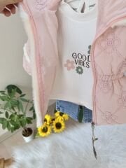 Pembe çiçek montlu 3’lü takım