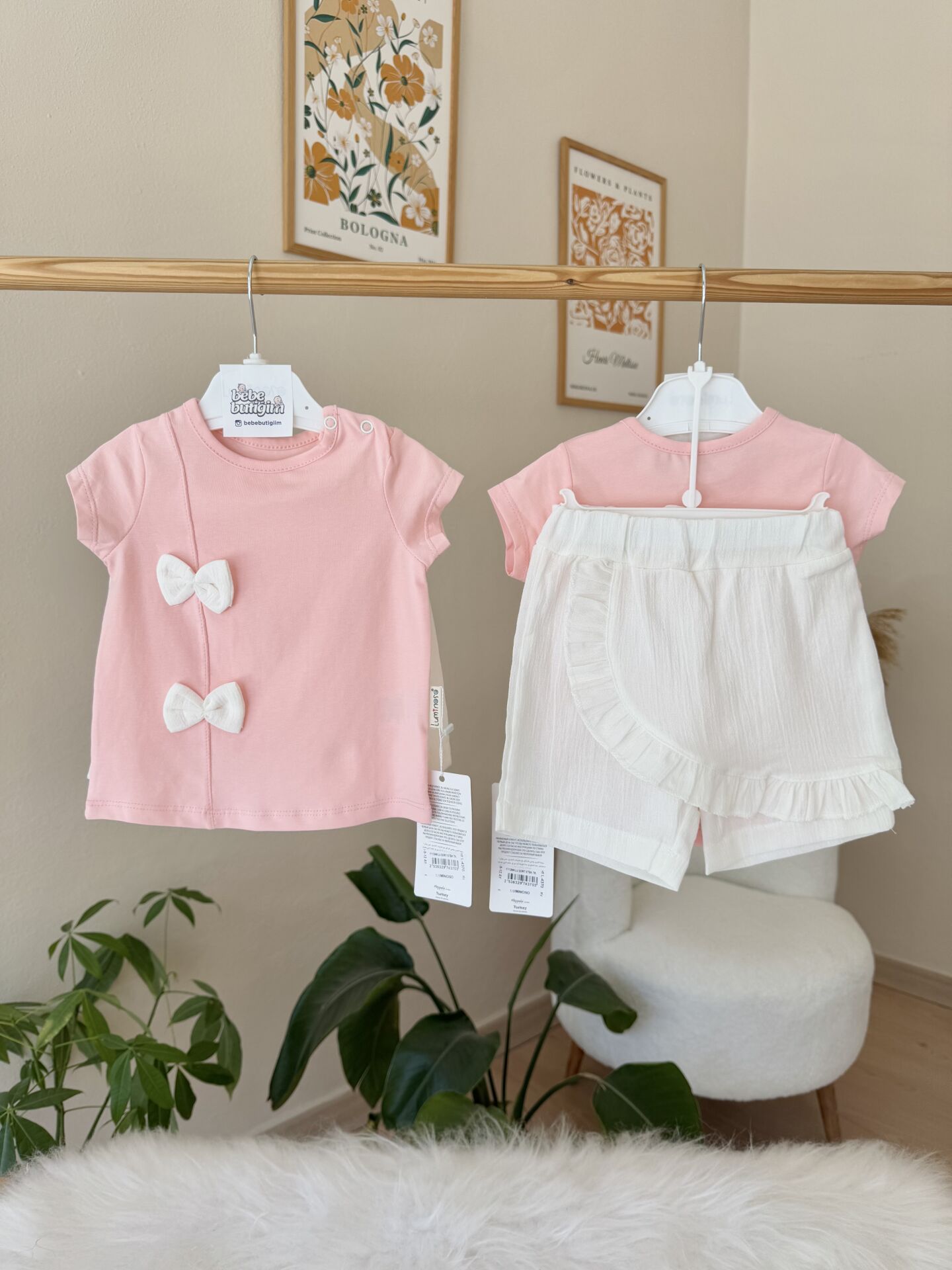 Pembe fiyonklu şortlu 2’li takım