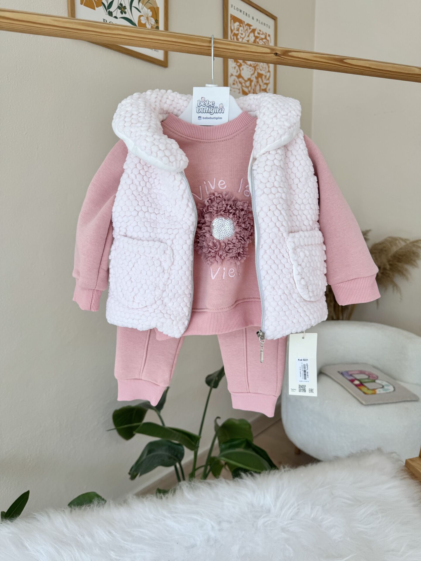 PREMİUM Çiçek detaylı takım