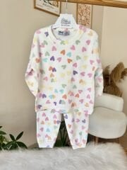 Renkli kalpler pijama takımı