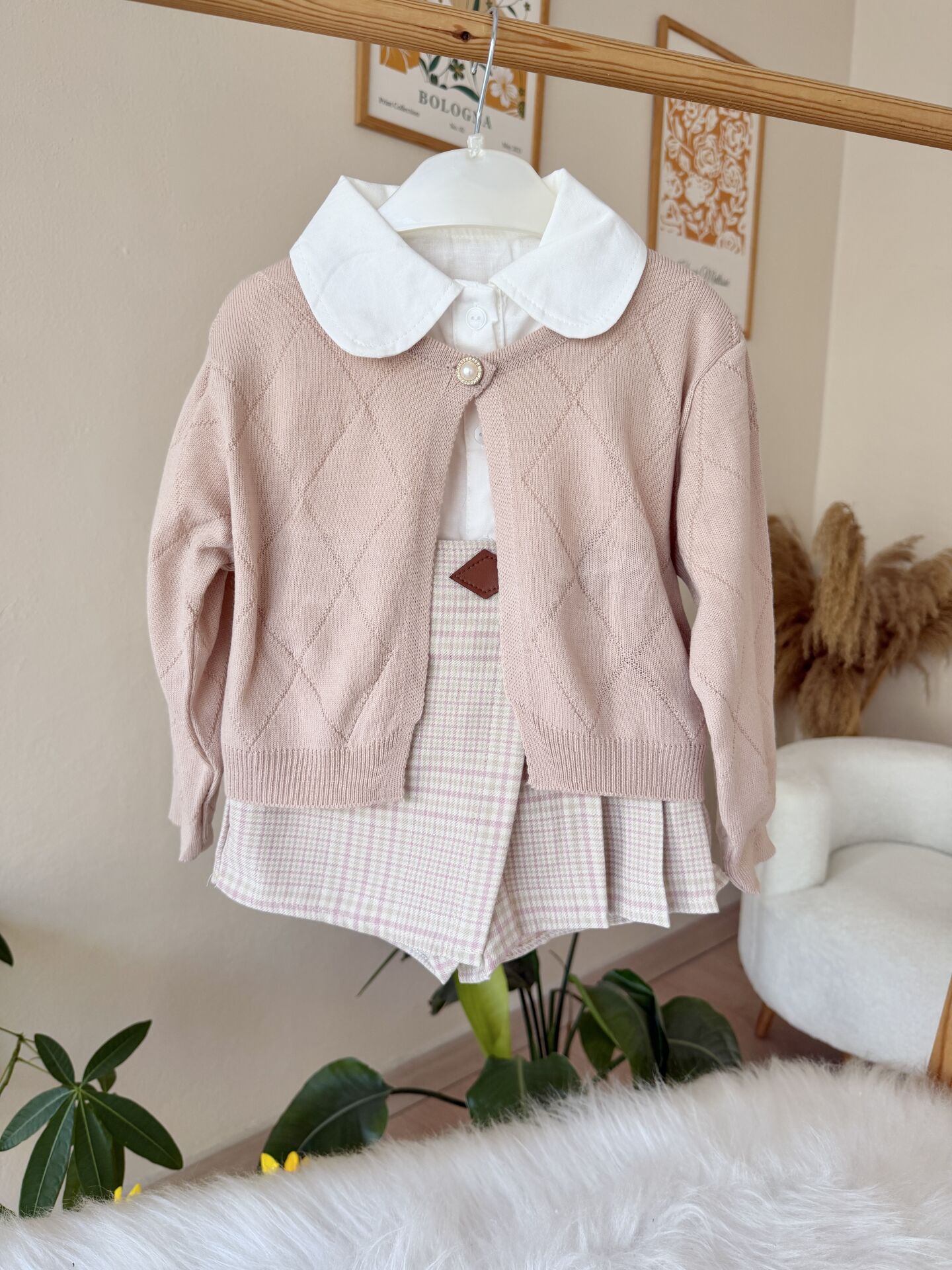 Pudra pembe şort etekli 3’lü takım